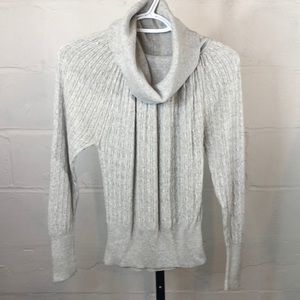 The Limited Cowl Neck Sweater Size M Lt Gray Long Sleeve #c13